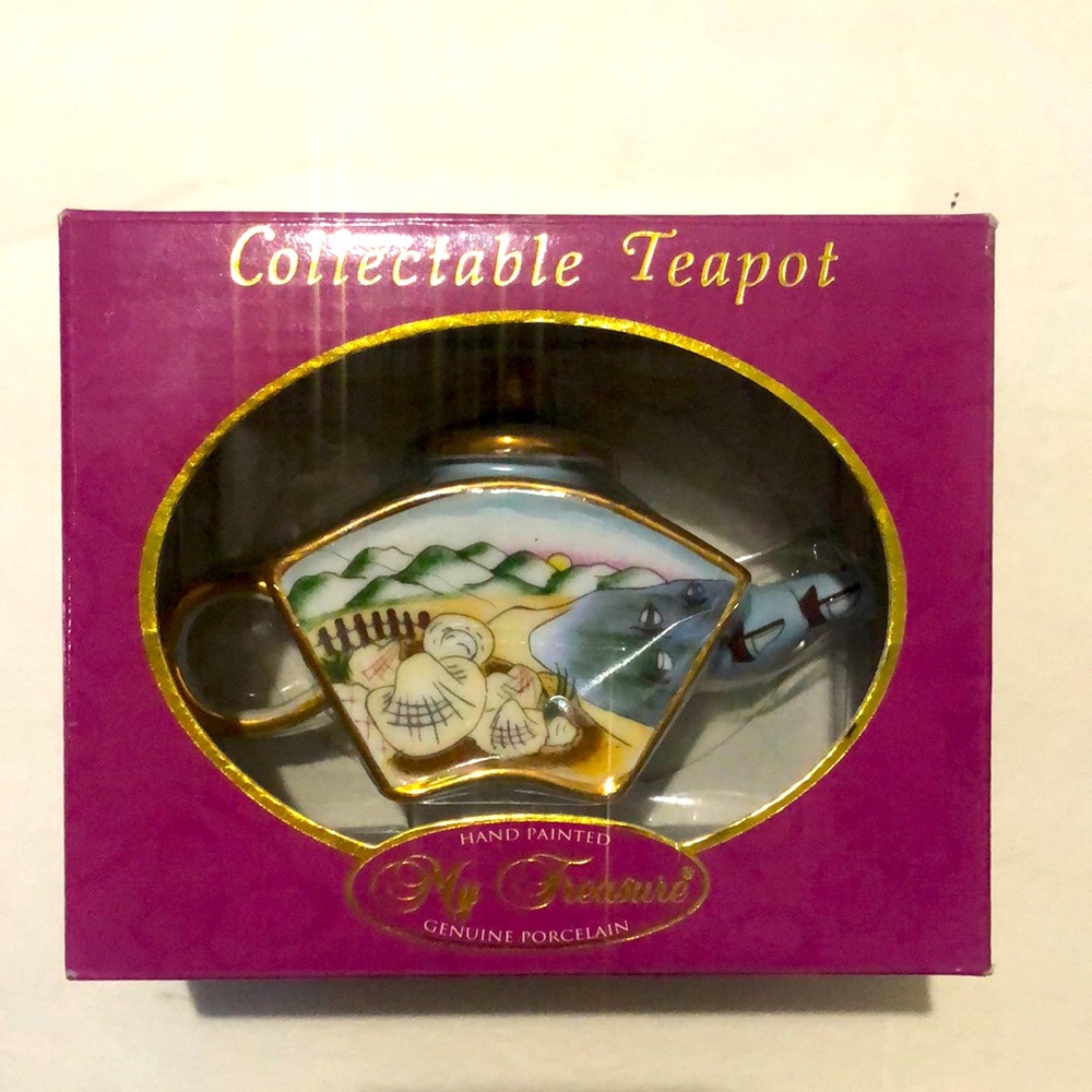 My Treasure Collectable Decorative Teapot Handpainted Genuine Porcelain